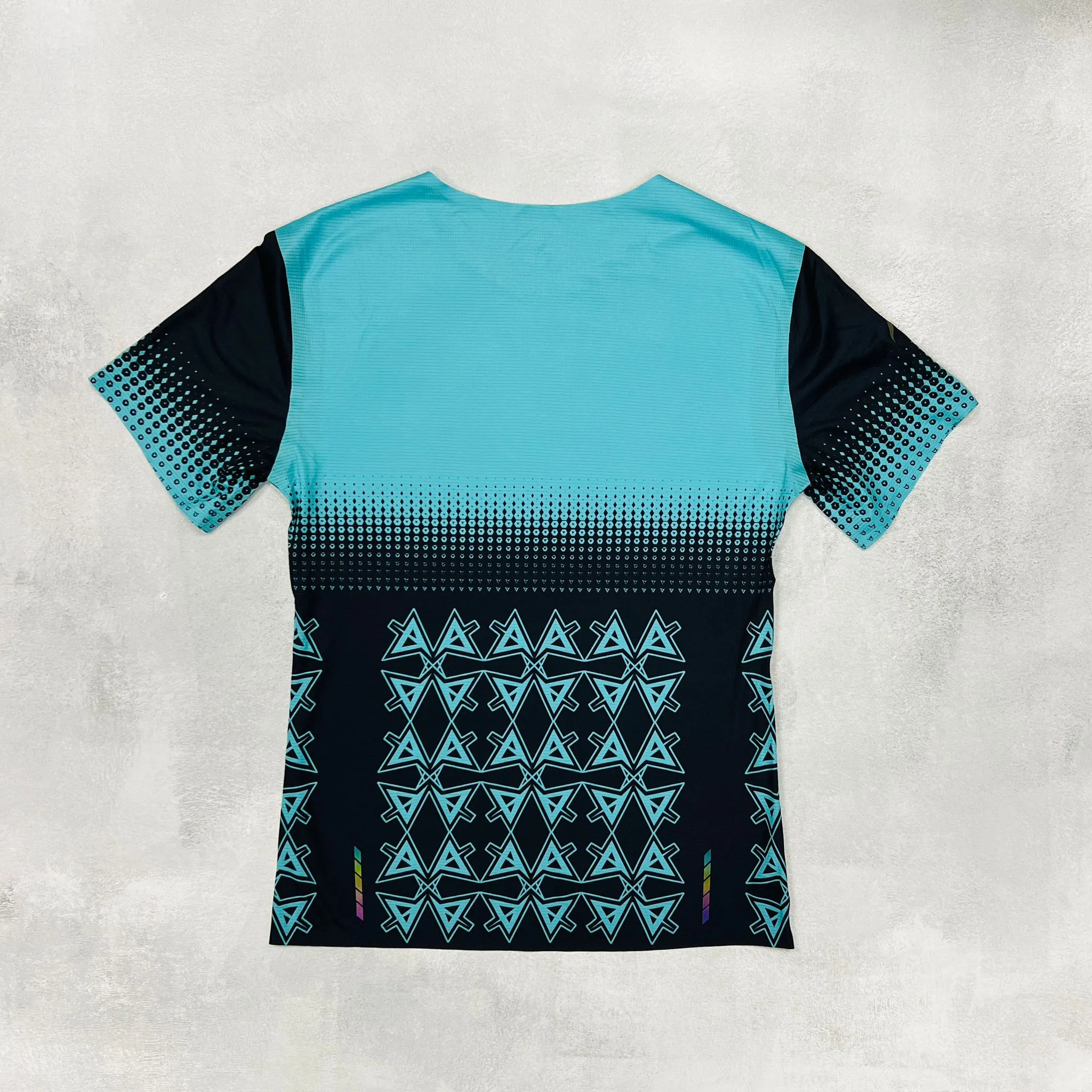 AKIV Ultralight Training T-Shirt Unisex | Green