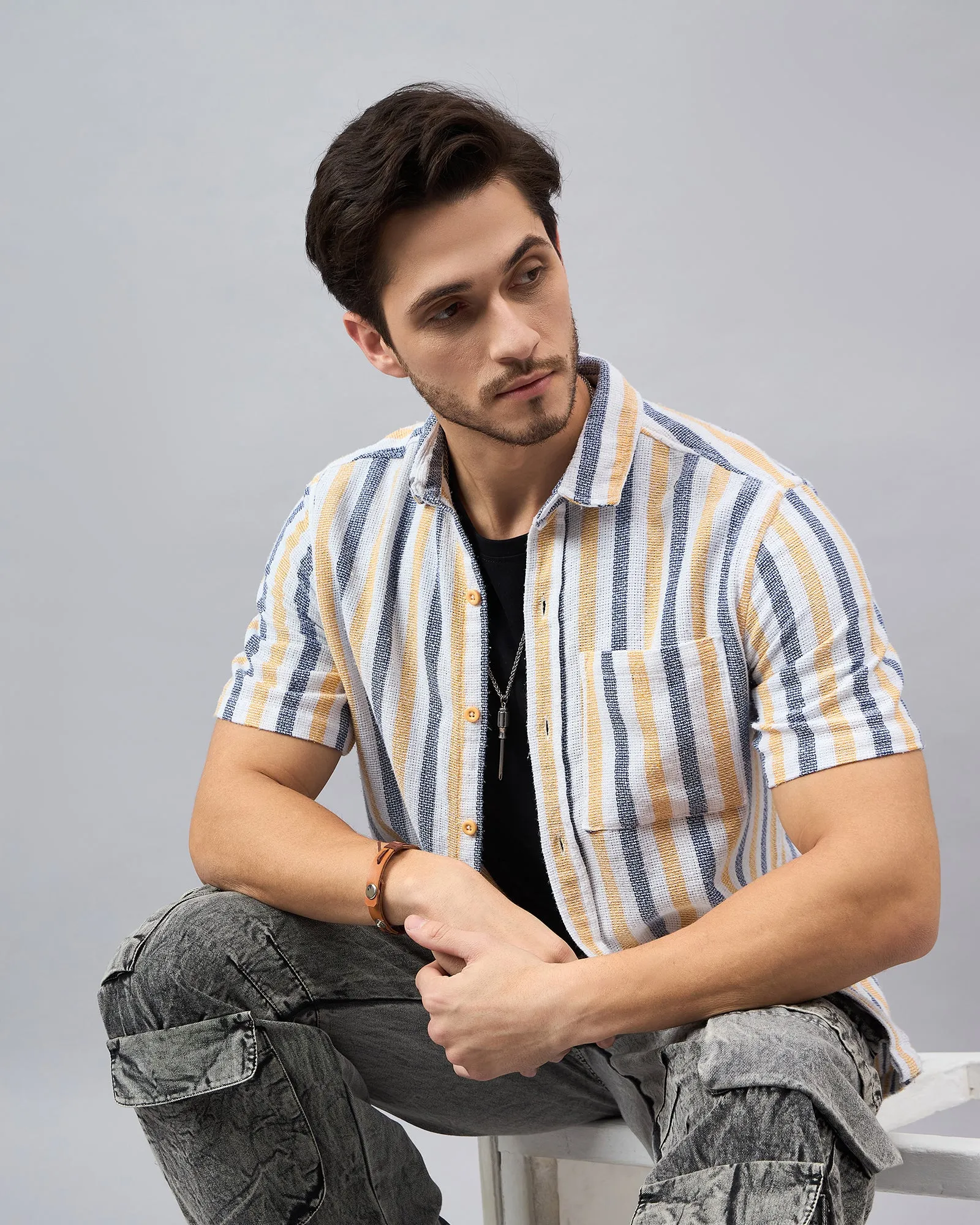 Chimpaaanzee Men White & Yellow Regular Fit Shirt