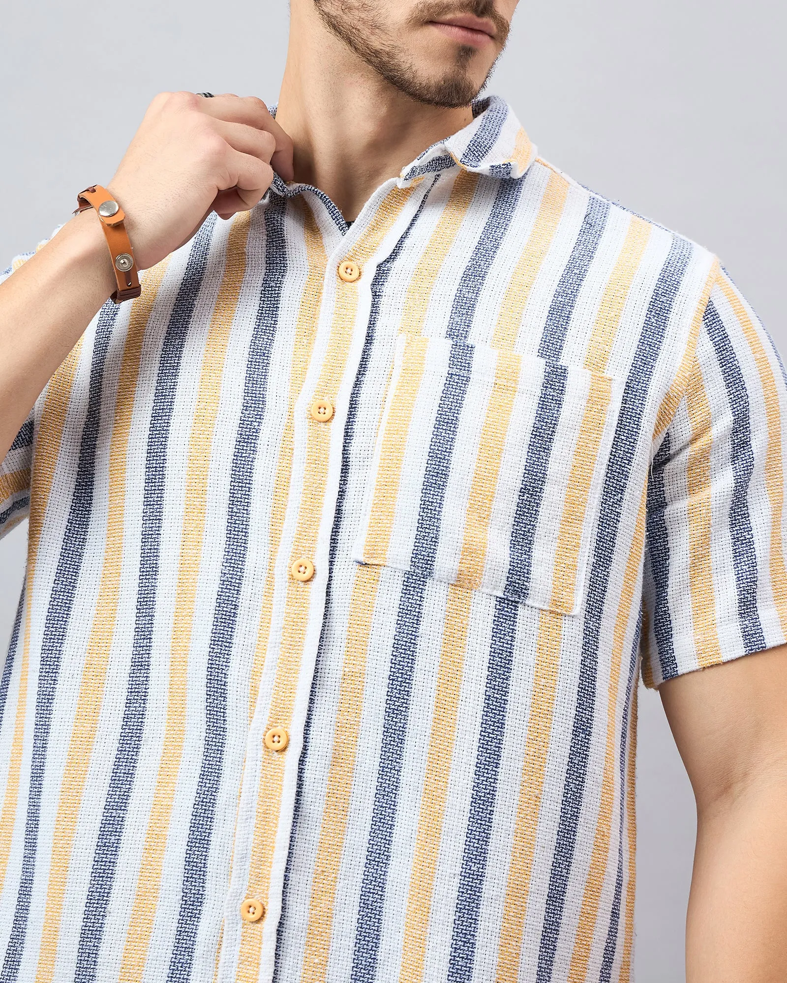 Chimpaaanzee Men White & Yellow Regular Fit Shirt