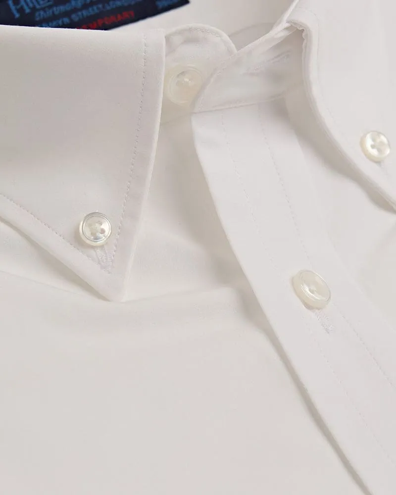 Contemporary Fit, Button Down Collar, 2 Button Cuff Shirt In Plain White