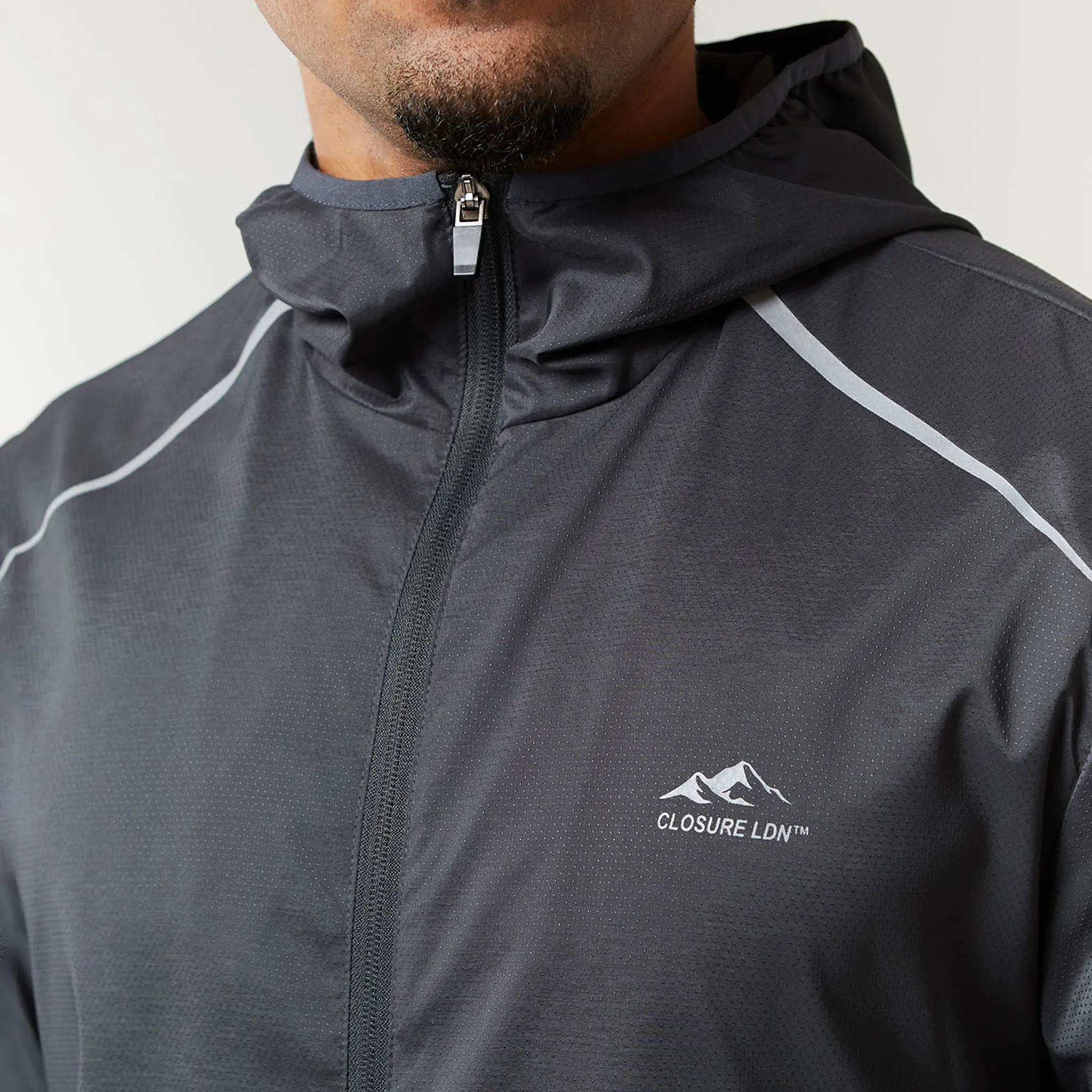 Core Windbreaker | Charcoal
