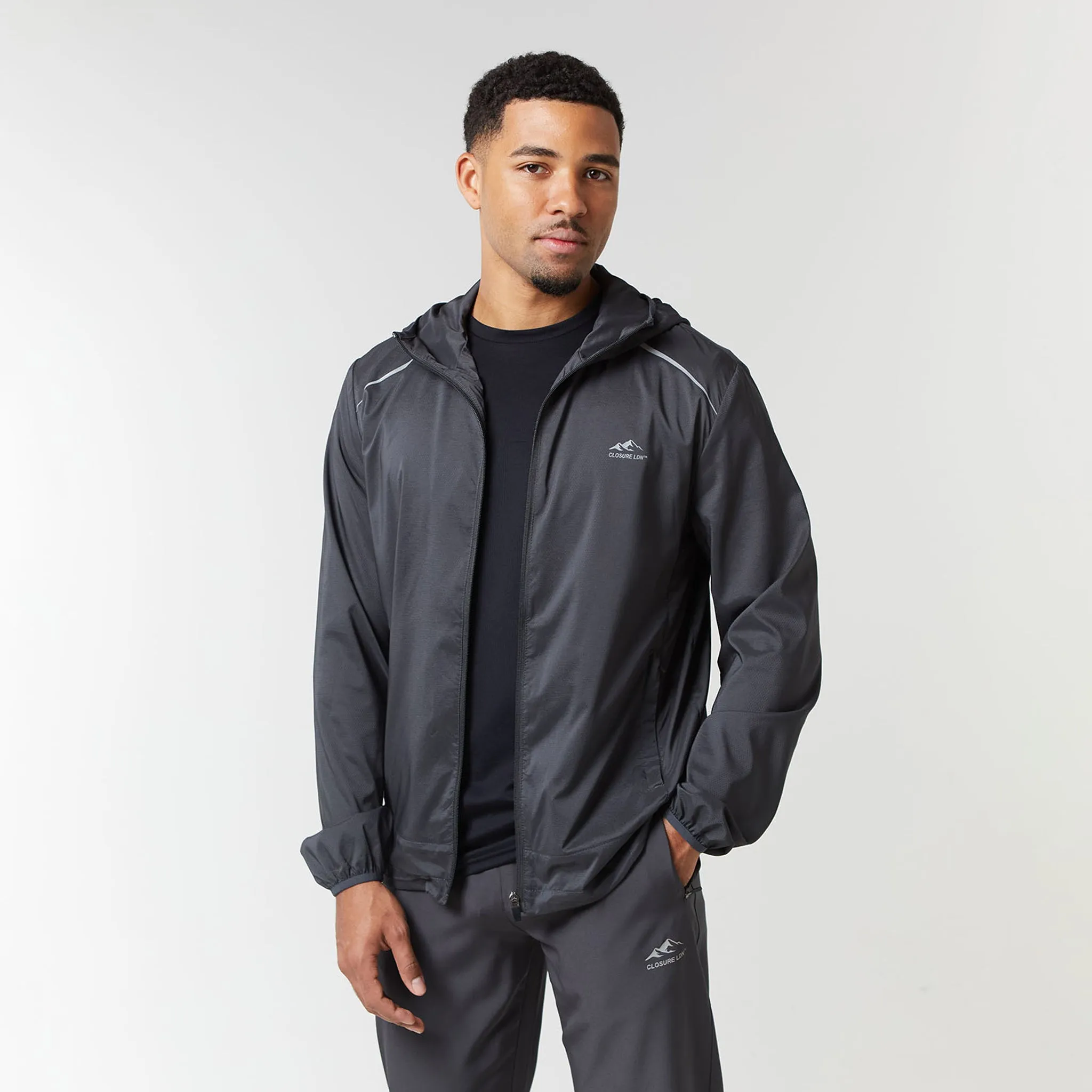 Core Windbreaker | Charcoal