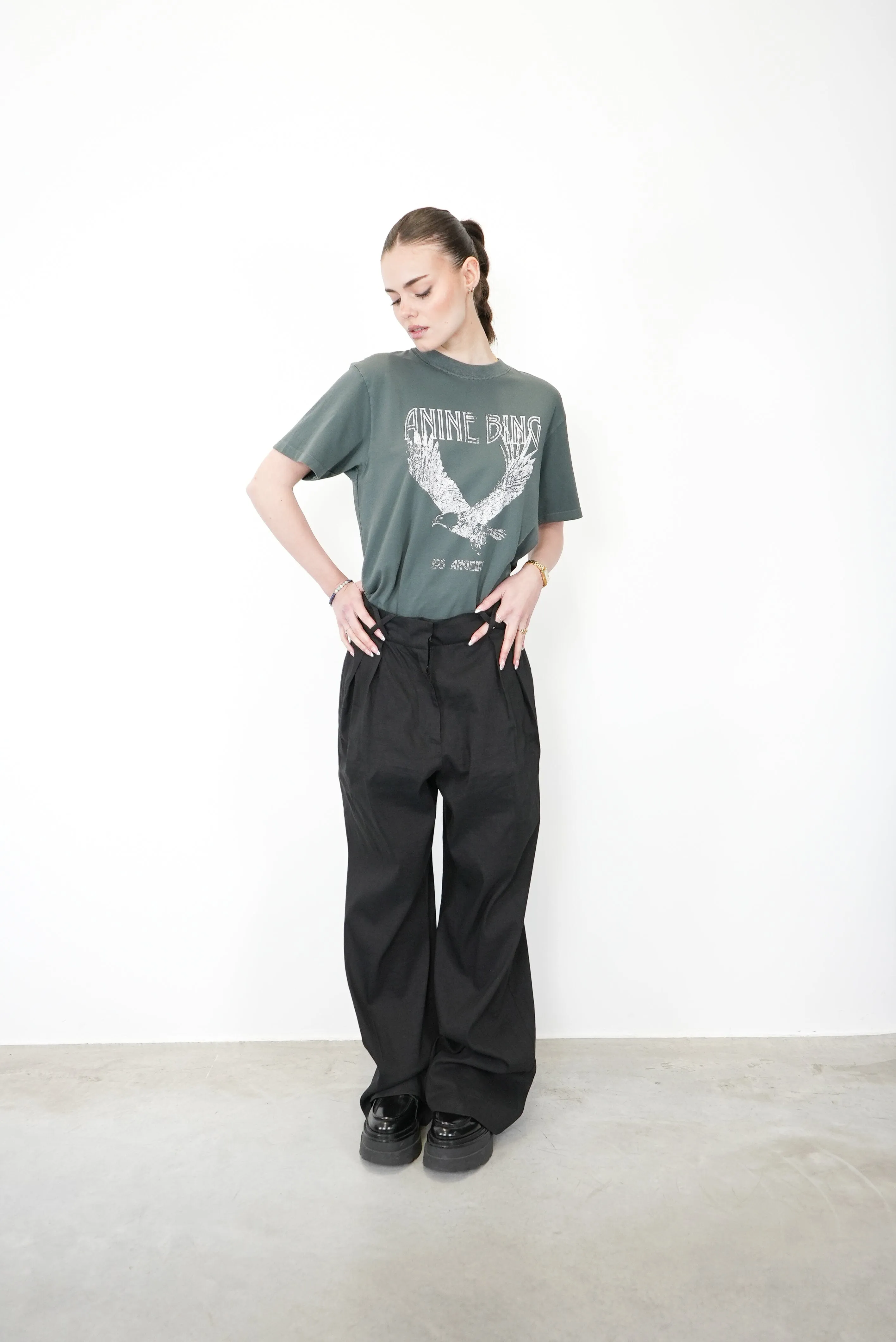 LILI OVERSIZED TEE WITH EAGLE PRINT
