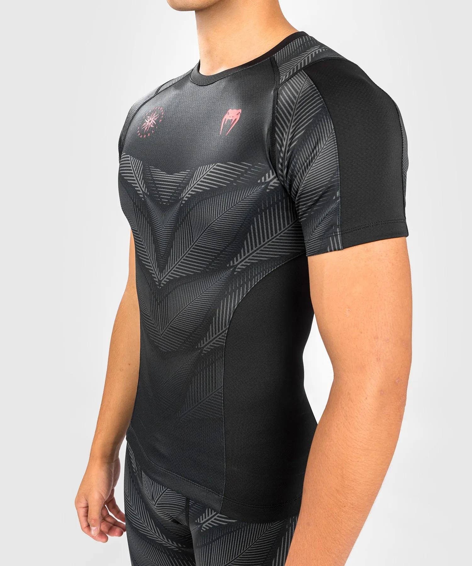 Venum Phantom Rashguard Short Sleeves - Black/Red